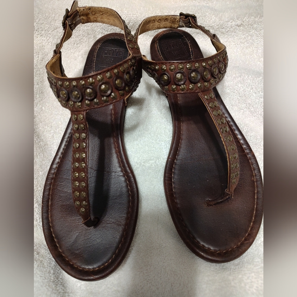 Frye Madison disc thong sandal 9